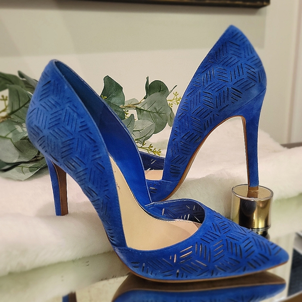 Jessica Simpson Lazer Cut Blue Heels